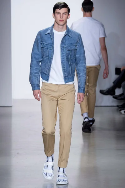 Look 26